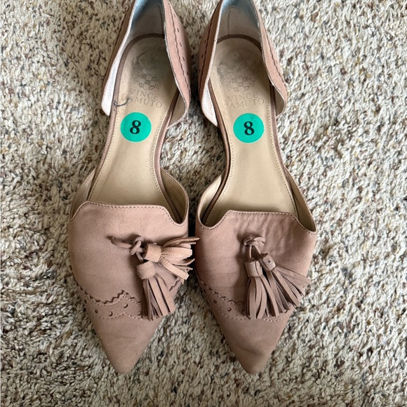 Vince Camuto flats with tassels - Picture 2 of 4